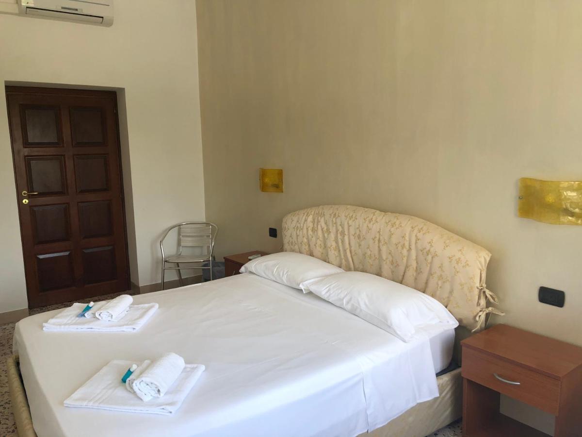 Villa Nappi Bed & Breakfast プラーイア・ア・マーレ エクステリア 写真